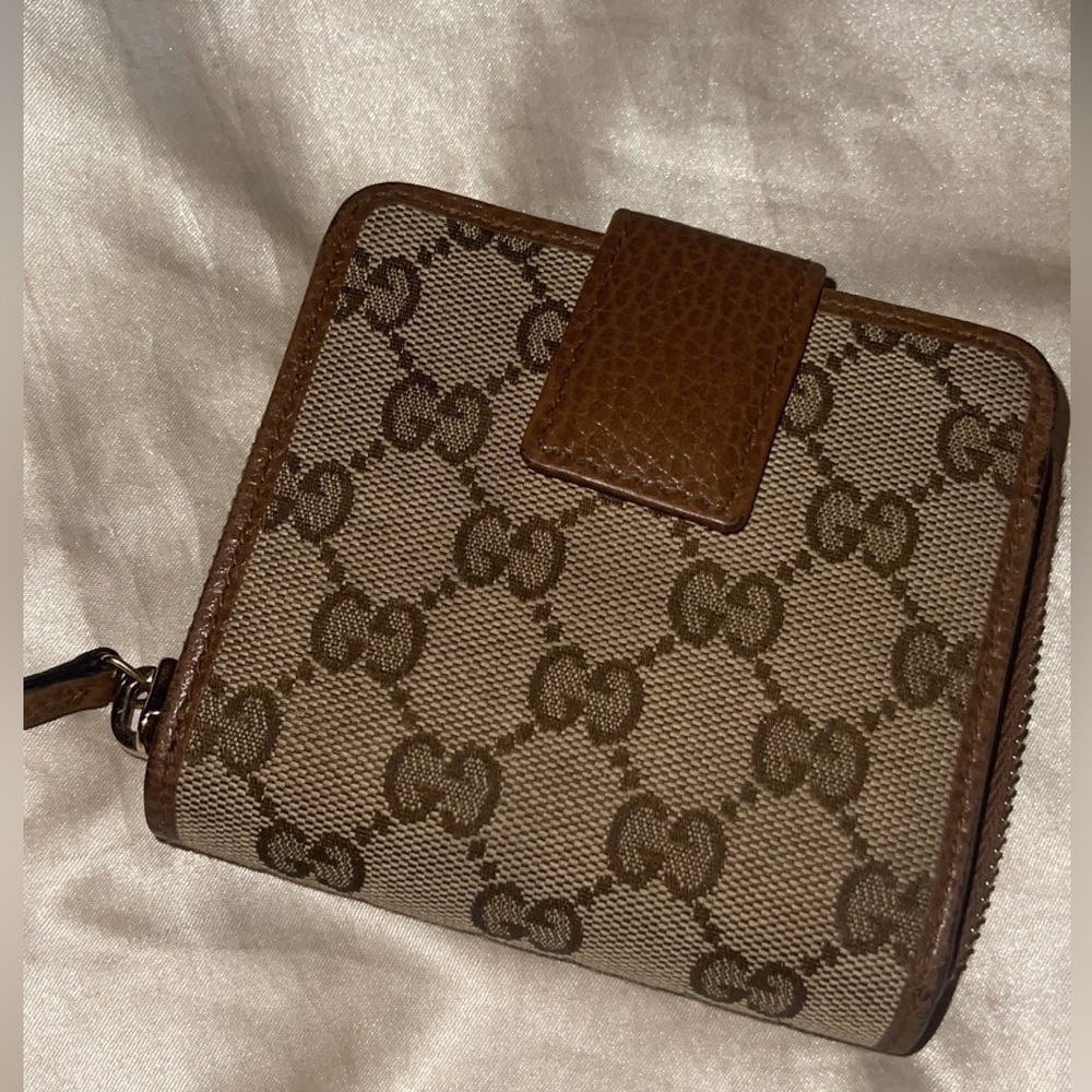 Gucci Leather Wallet
